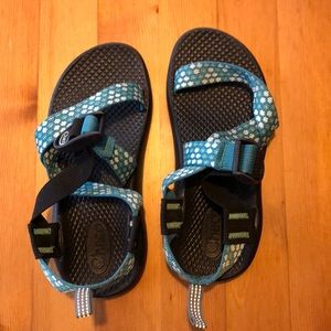 Girls Chacos Size 12